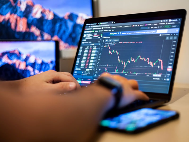 The Rise of Forex Algorithmic Trading Strategies, Advantages, and Challenges The Rise of Forex Algorithmic Trading Strategies, Advantages, and Challenges